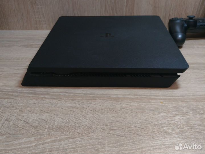 Sony PS4 slim 1tb