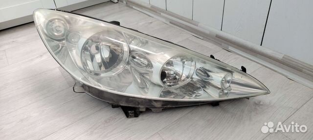 Фара правая peugeot 308