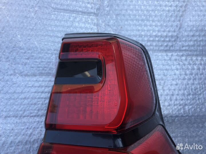 Фонарь задний правый Land Cruiser Prado 150