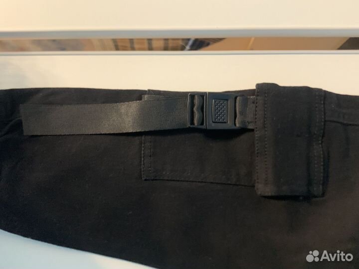 Джинсы черные