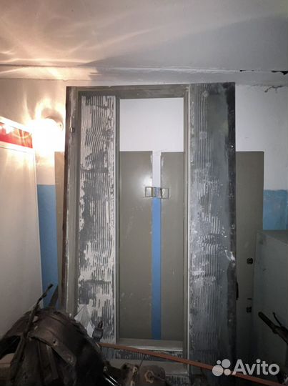 Двери с коробкой, бронированные бу