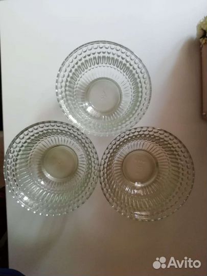 Пакетом хрустальные большие салатницы