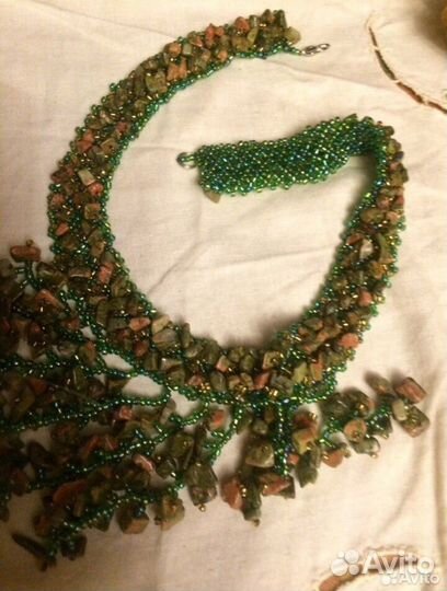 Колье из биссера