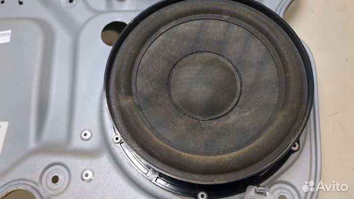 Стеклоподъемник механический левый передний Volkswagen Caddy