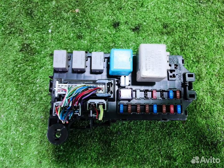 Блок предохранителей салонный Daihatsu Terios 2009
