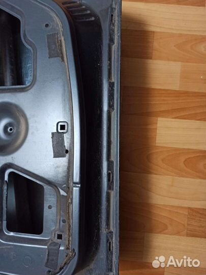 Дверь задняя правая priora