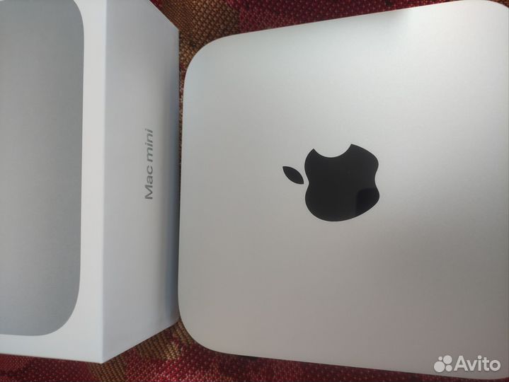 Mac mini M2