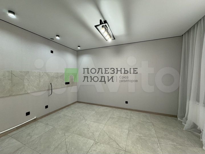 2-к. квартира, 55 м², 7/19 эт.