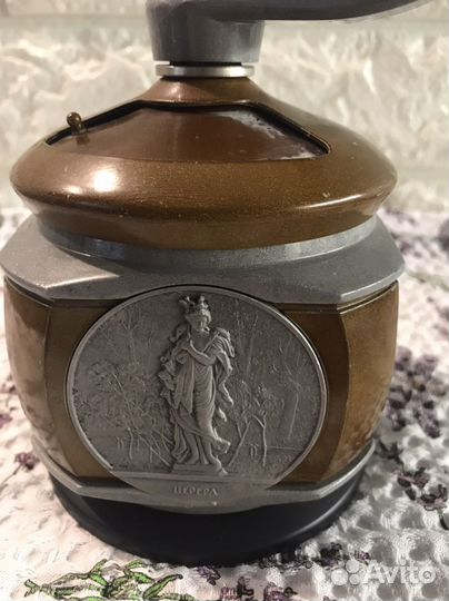 Кофемолка ручная - редкая вещь