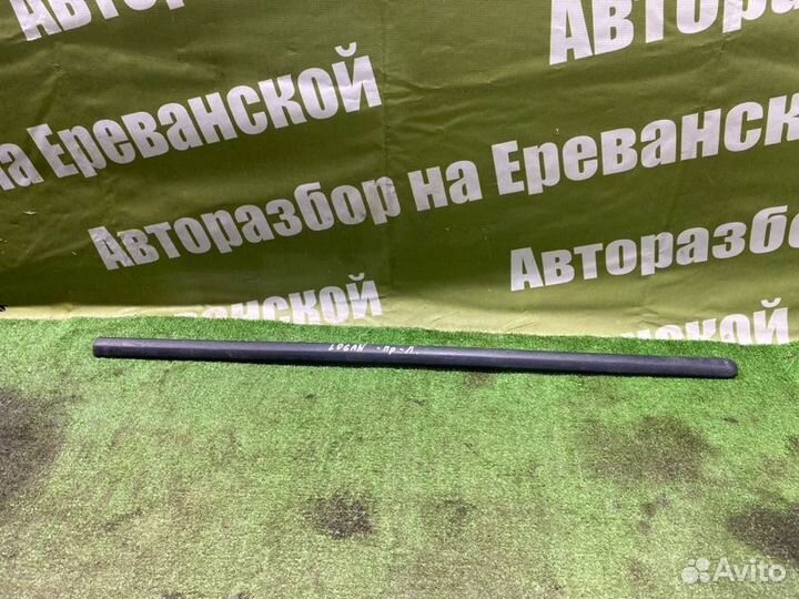 Молдинг двери передний Renault Logan LS0