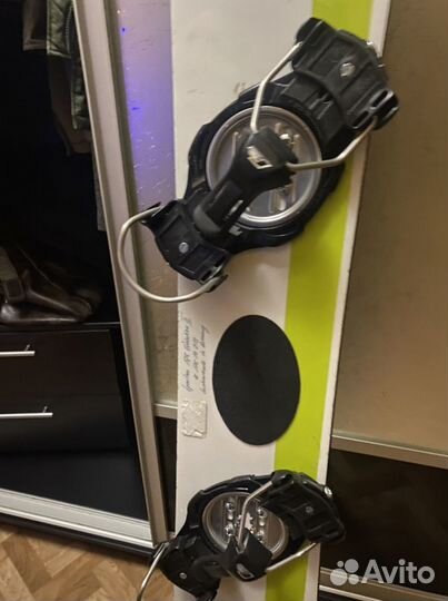 Сноуборд весь комплект (доска, ботинки, крепы)