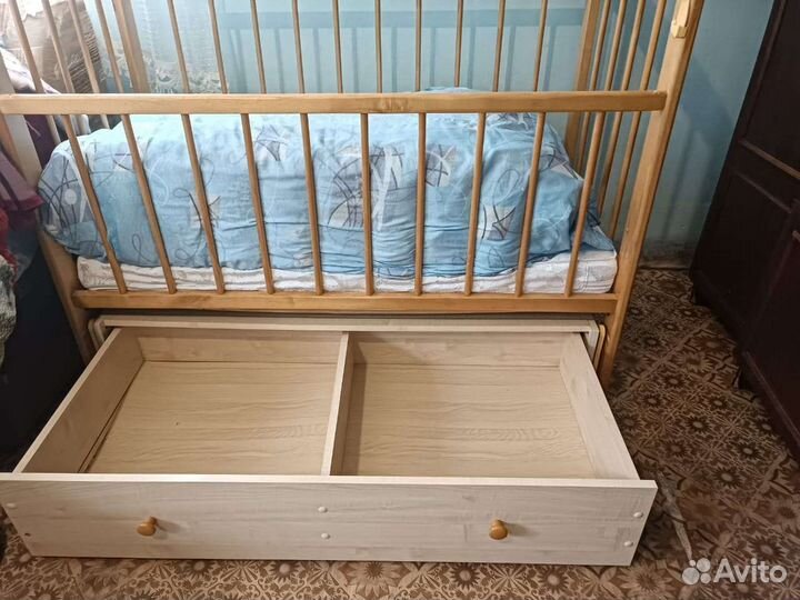 Детская кровать с матрасом бу
