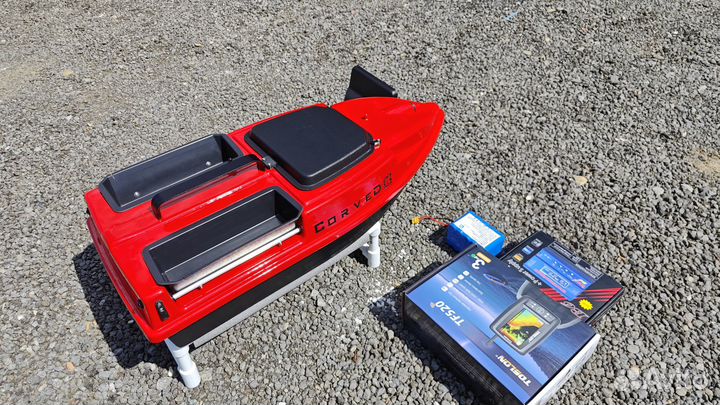 Кораблик для рыбалки CorveD с GPS и эхолотом