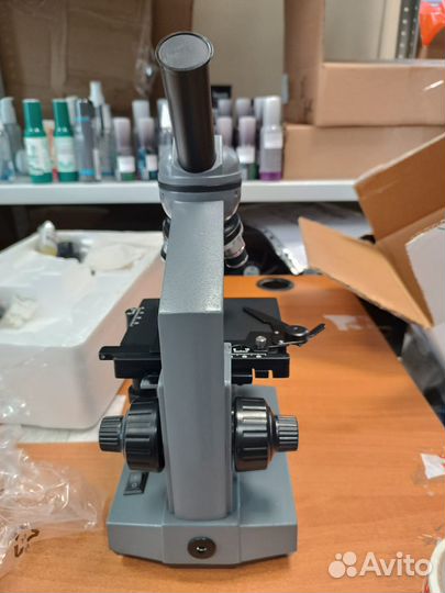 Микроскоп цифровой Levenhuk D320L plus, 3,1 Мпикс