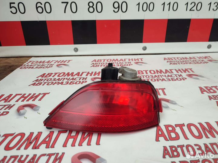 Фонарь заднего бампера левый Рено Аркана