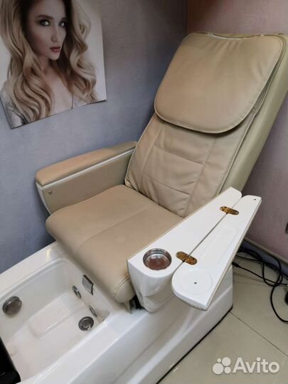 Педикюрное кресло