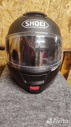 Продаю шлем shoei neotec