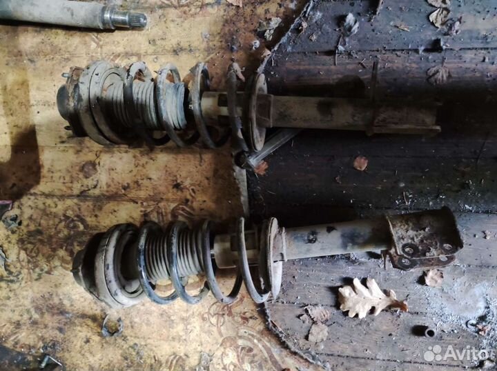 Стойки lancer 9