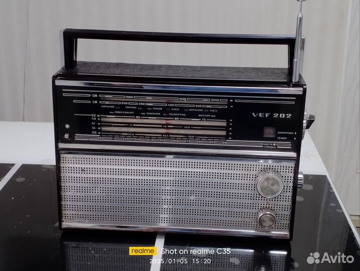 Радиоприемники СССР вэф-202 и Океан-214