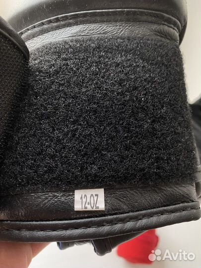 Боксерские перчатки 12 oz Clinch/ бинты/новая капа