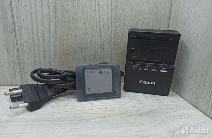 Т) Фотокамера Canon EOS 5d Mark II (А)