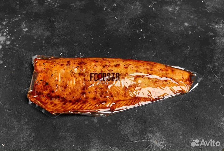 Рыба лосось горячего копчения
