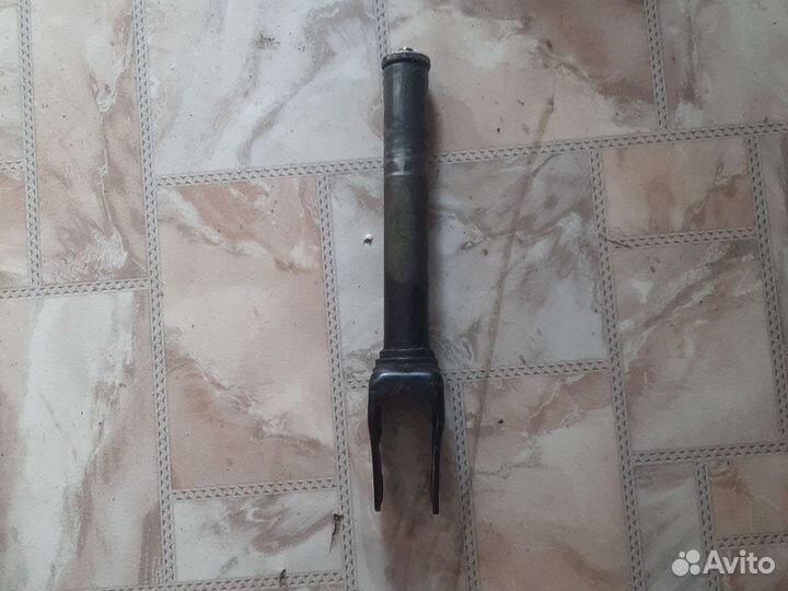 Вилка для трюкового самоката