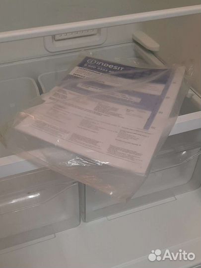 Холодильник Indesit No Frost