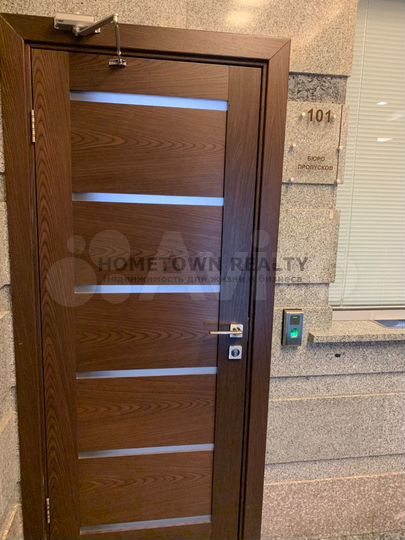 ПСН/Торговое при входе в бц - 4.9 м² хор под Табак