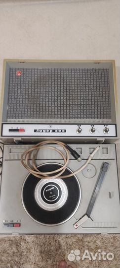 Проигрыватель винила СССР Электрофон Лидер 303