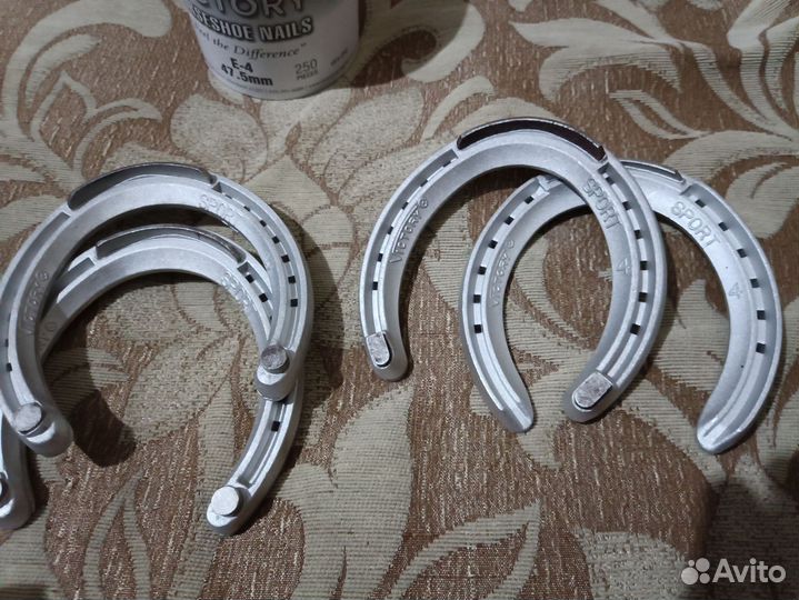 Виктория подковы