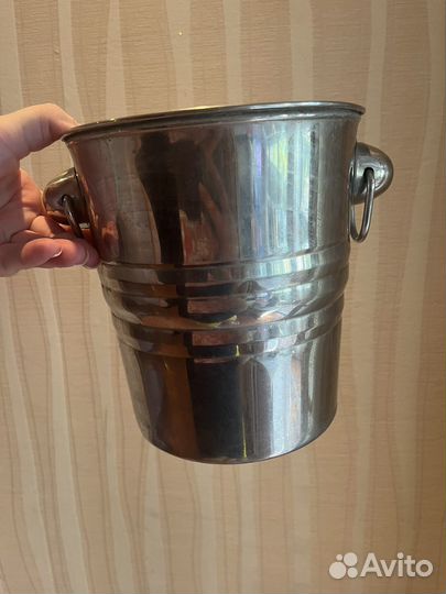 Ведро для шампанского