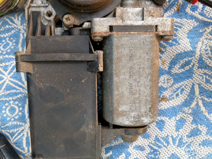 Стеклоподъемники VW Passat