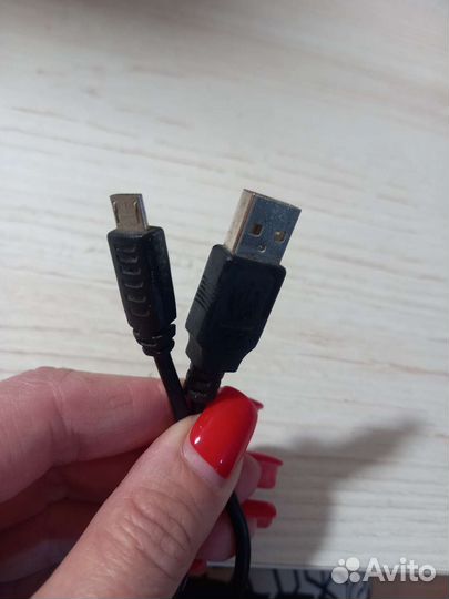 Зарядное устройство для телефона