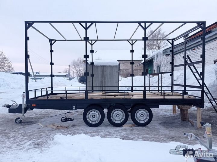 Коммерческий прицеп с тентом 3-х остный