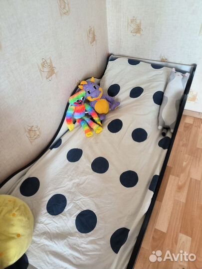 Кровать машинка