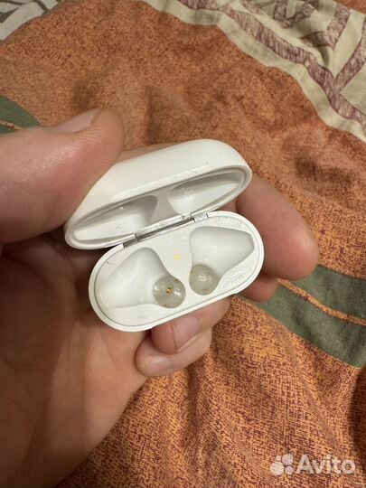 AirPods 1-го поколения