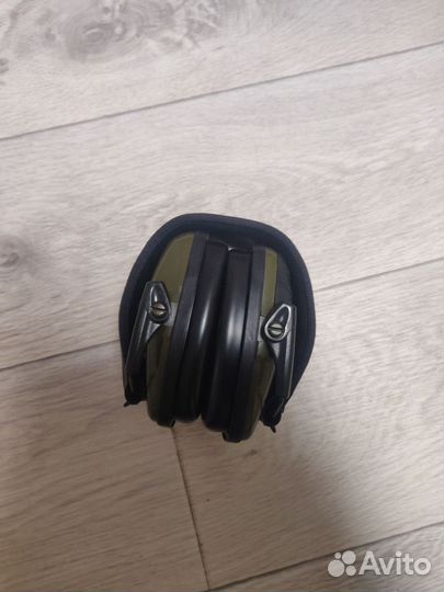 Наушники Howard