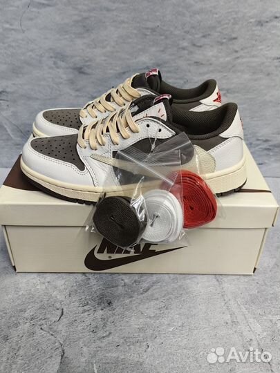 Air Jordan 1 Low Travis Scott Reverse Mocha