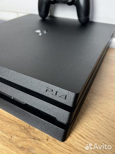Sony PS4 Pro 1tb с играми