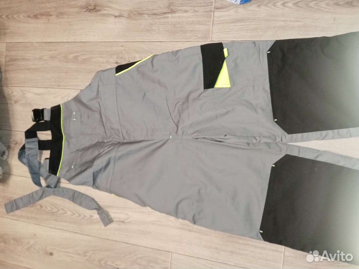 Защитный костюм