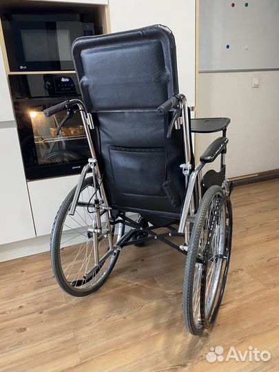Инвалидная коляска