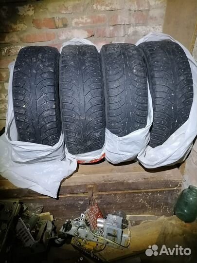 Nokian Tyres Hakkapeliitta 5 SUV 225/65 R17 106T