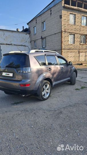 Mitsubishi Outlander 3.0 AT, 2008, 299 000 км