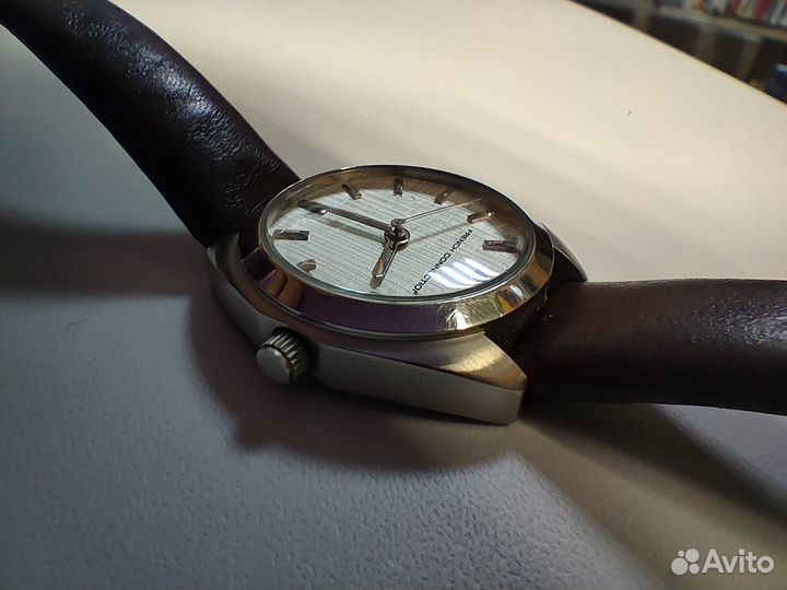 Часы French Connection