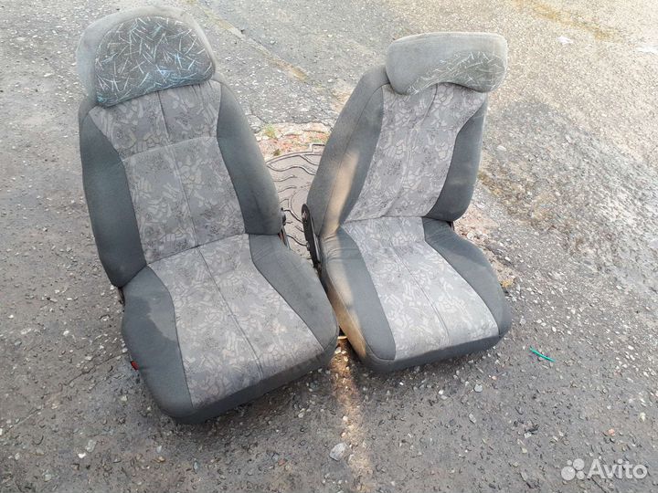 Передние сиденья ваз 2110