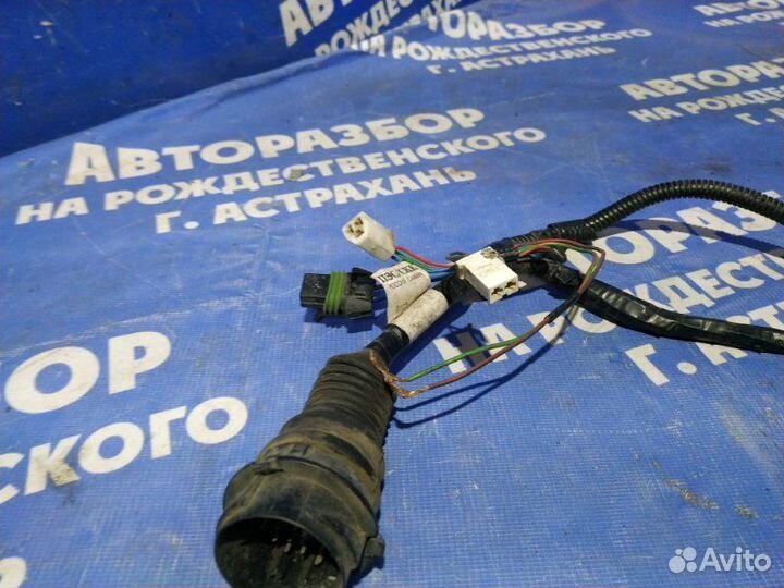 Проводка двери Chevrolet Niva внедорожник 2123