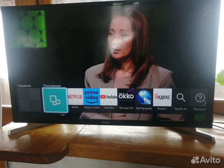 Смарт телевизор Samsung UE32J4500AK