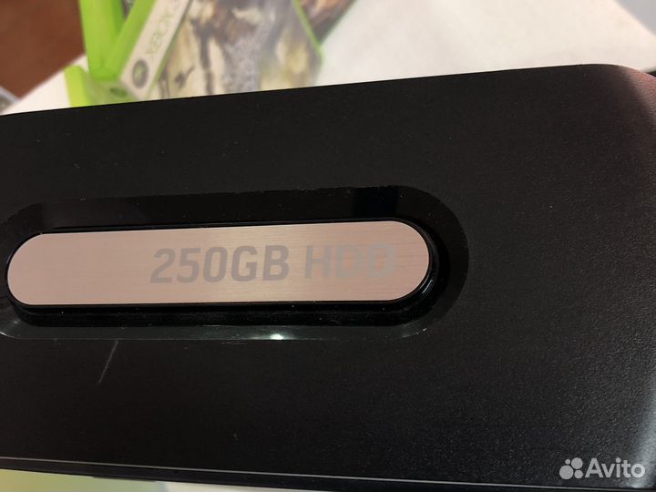 Xbox 360 elite 250gb+3диска