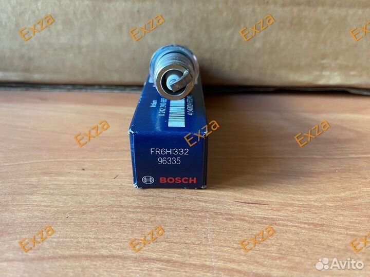 Свеча зажигания Bosch FR6HI332